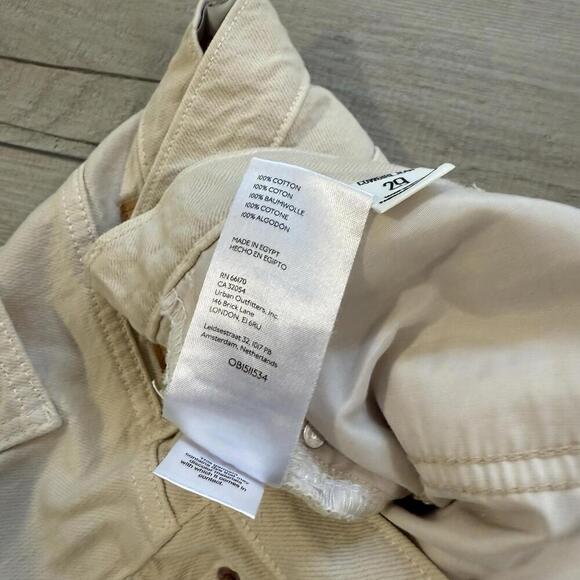 BDG Cowboy Jean Straight Leg Off White Denim Pants Women’s 32x30 Raw Hem Relax - Picture 3 of 11